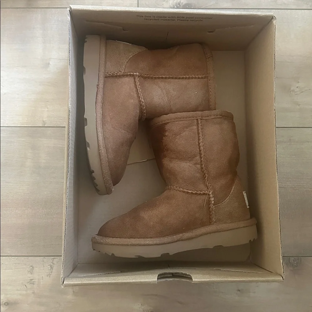 Ugg Classic II Boot Toddler Chestnut Sz 9